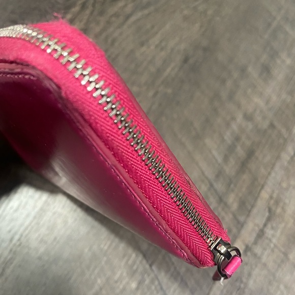 CELINE Zip Around Pink Leather Wallet - Picture 10 of 12